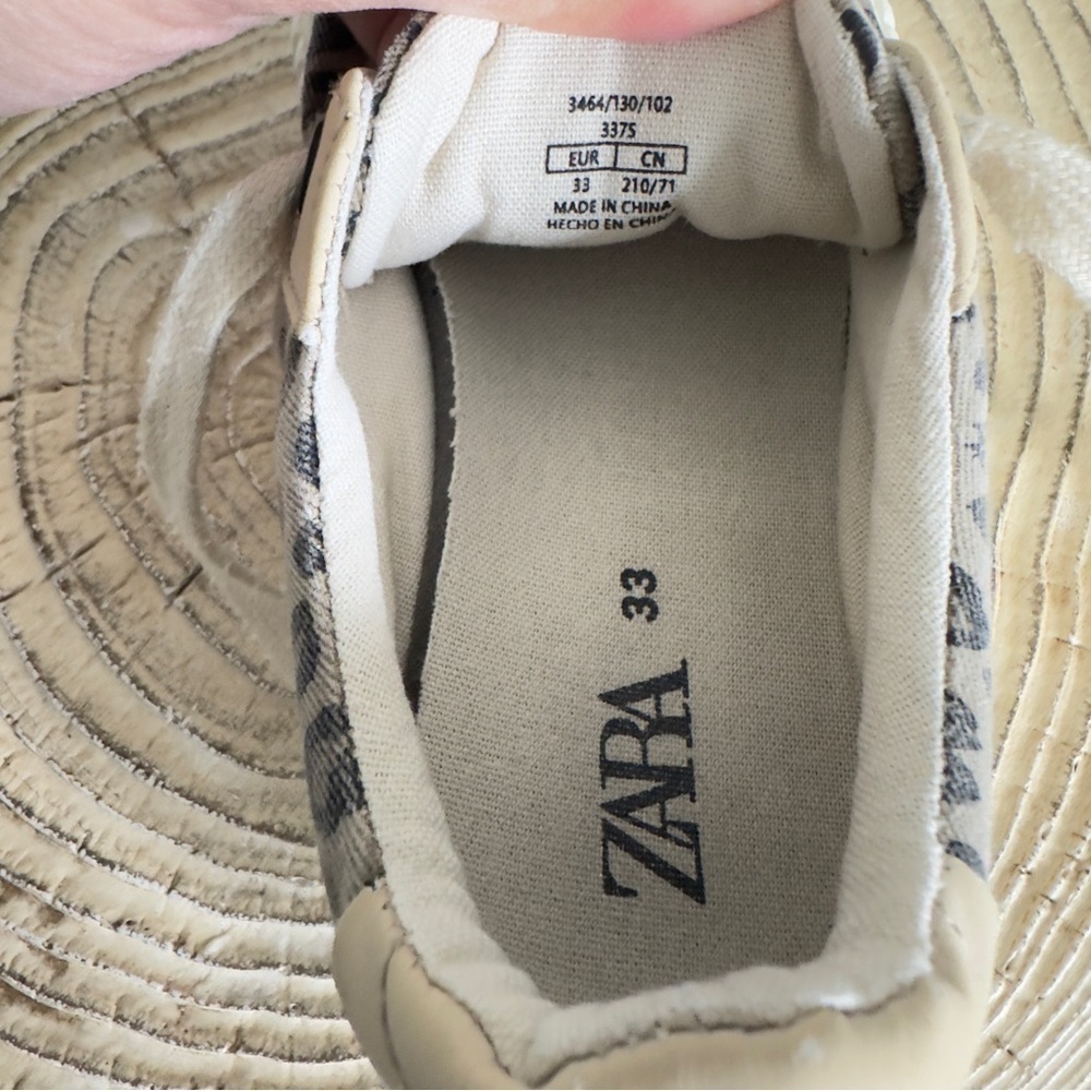 Zara Girl's Animal Print Beige Sneaker Size 2 US/EU 33 - Picture 3 of 14